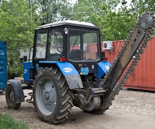 Траншеекопатель в аренду в Новом Уренгое и  Ямало-Ненецком автономном округе